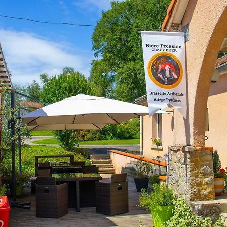 Camping - Piscine - Ccbaieb Montjoie-en-Couserans Eksteriør billede