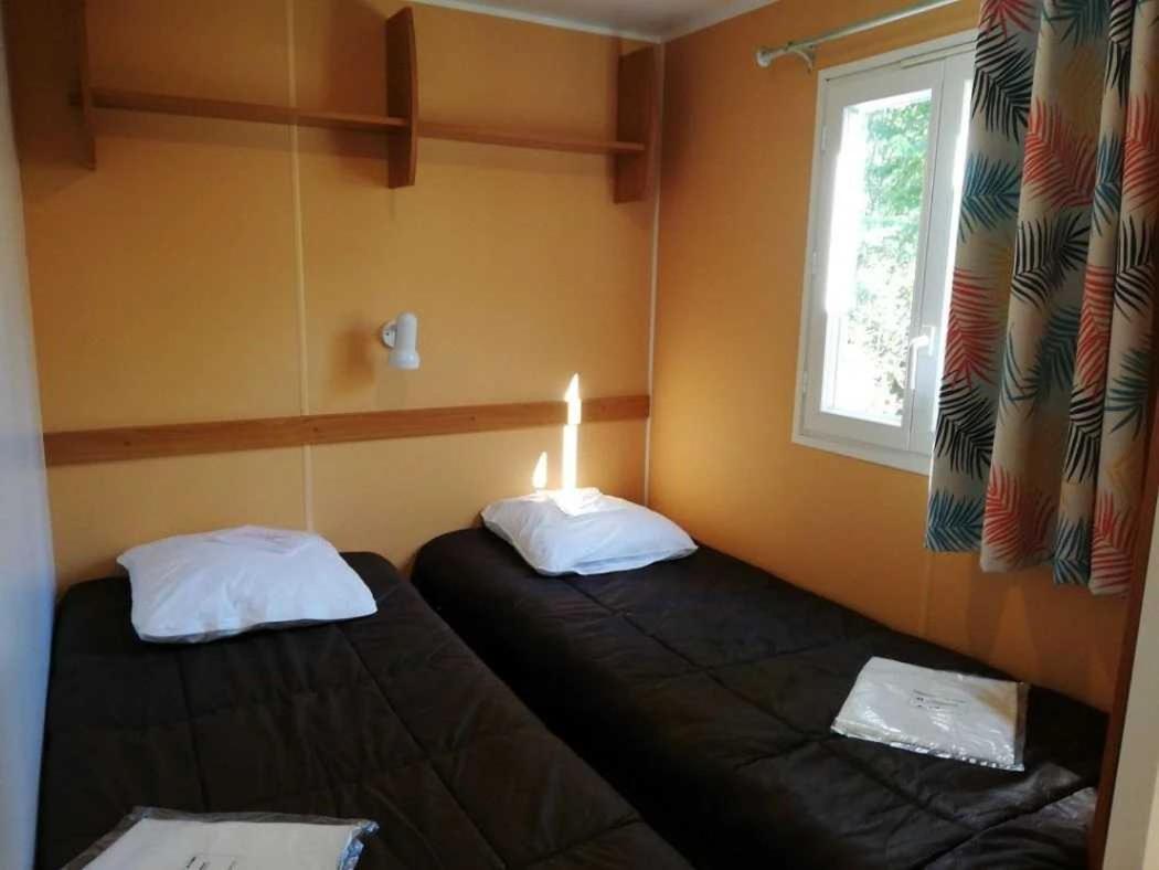 Camping - Piscine - Ccbaieb Montjoie-en-Couserans Eksteriør billede