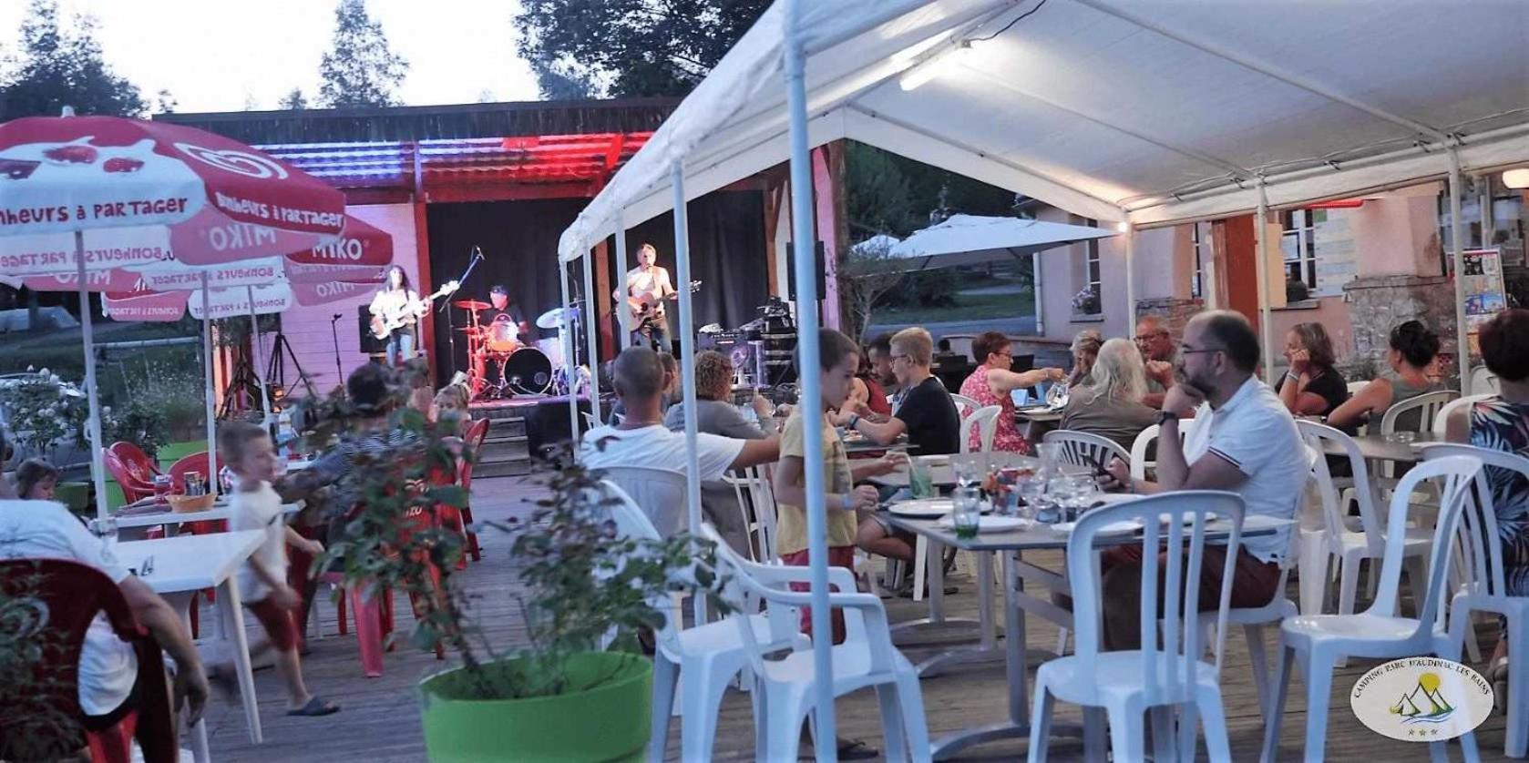Camping - Piscine - Ccbaieb Montjoie-en-Couserans Eksteriør billede