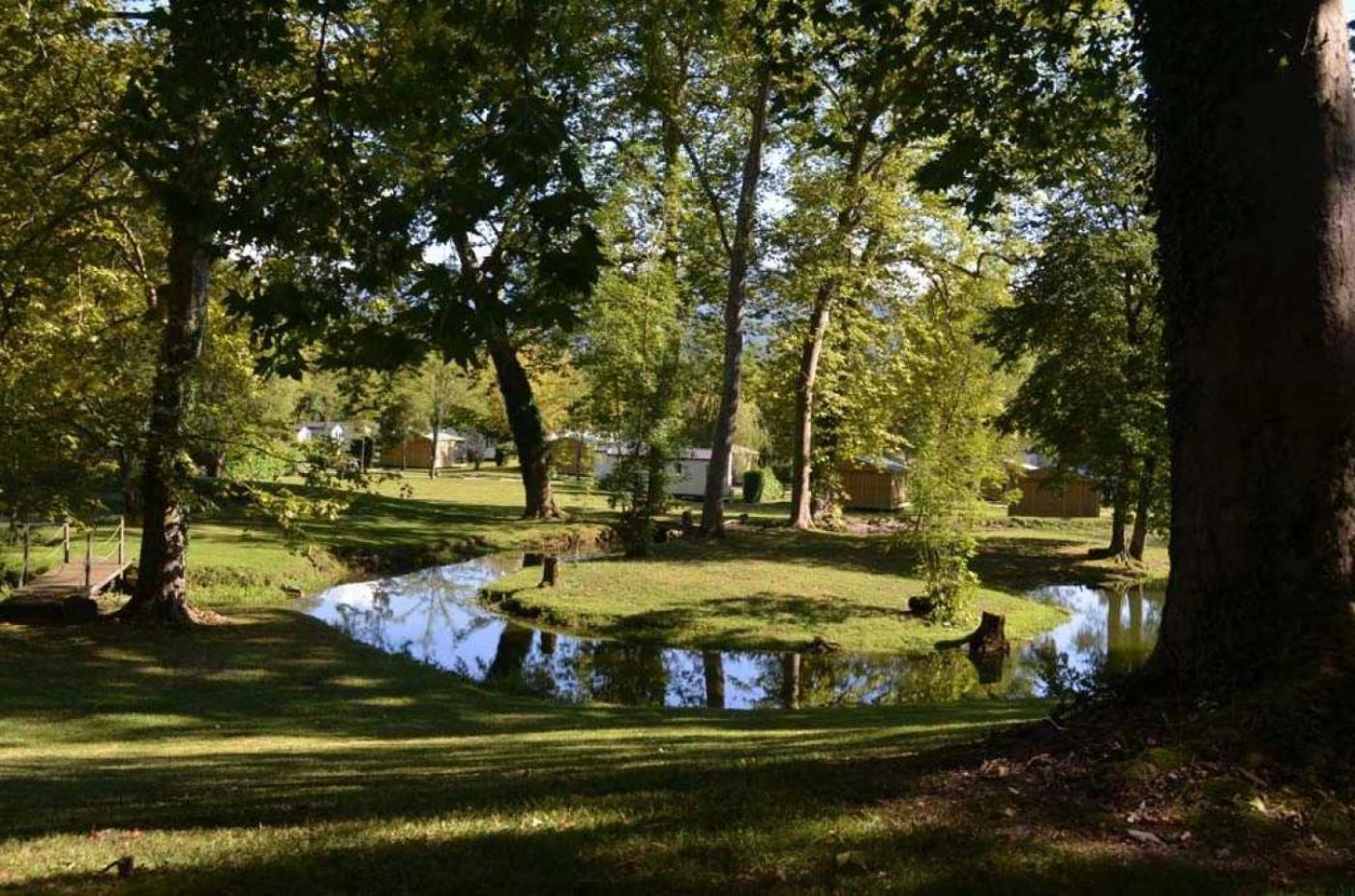 Camping - Piscine - Ccbaieb Montjoie-en-Couserans Eksteriør billede