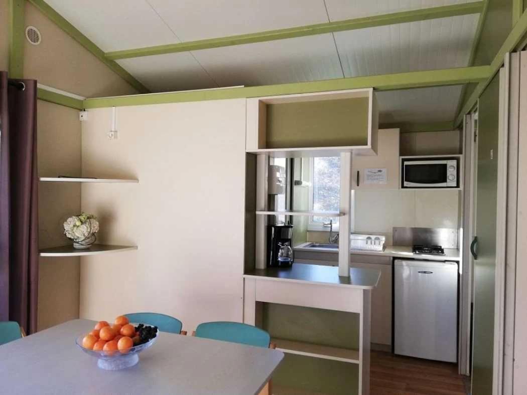 Camping - Piscine - Ccbaieb Montjoie-en-Couserans Eksteriør billede