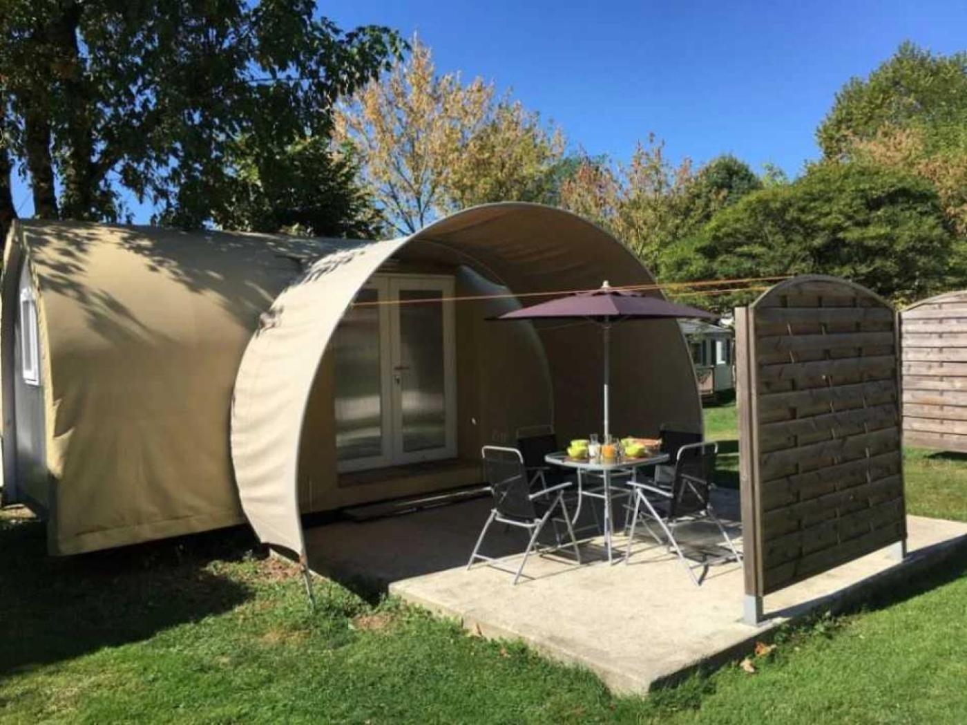 Camping - Piscine - Ccbaieb Montjoie-en-Couserans Eksteriør billede