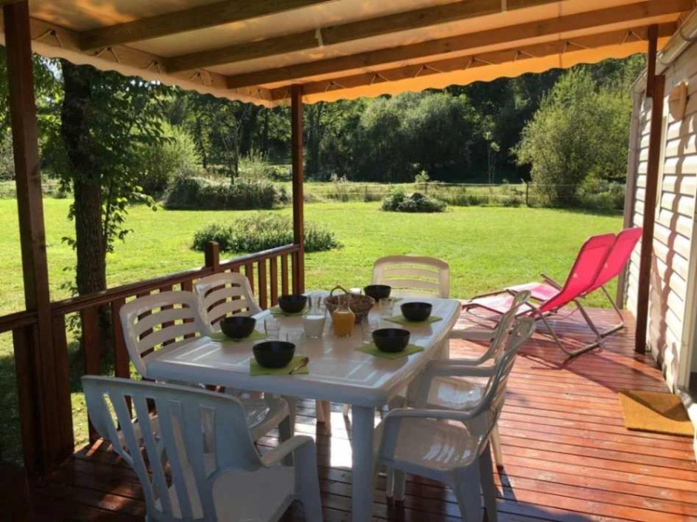 Camping - Piscine - Ccbaieb Montjoie-en-Couserans Eksteriør billede